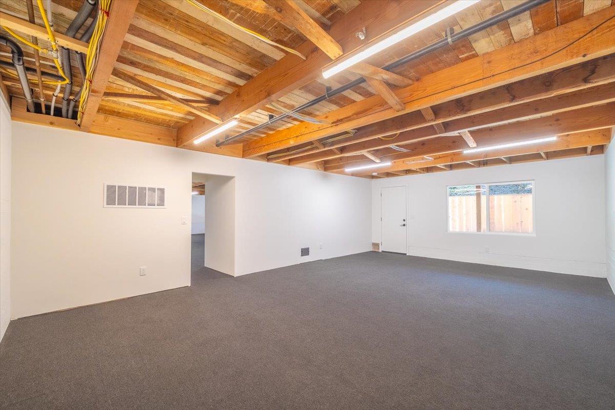 2828 Forest Hill Boulevard