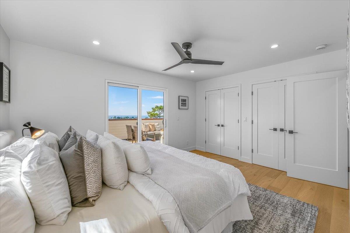 2828 Forest Hill Boulevard