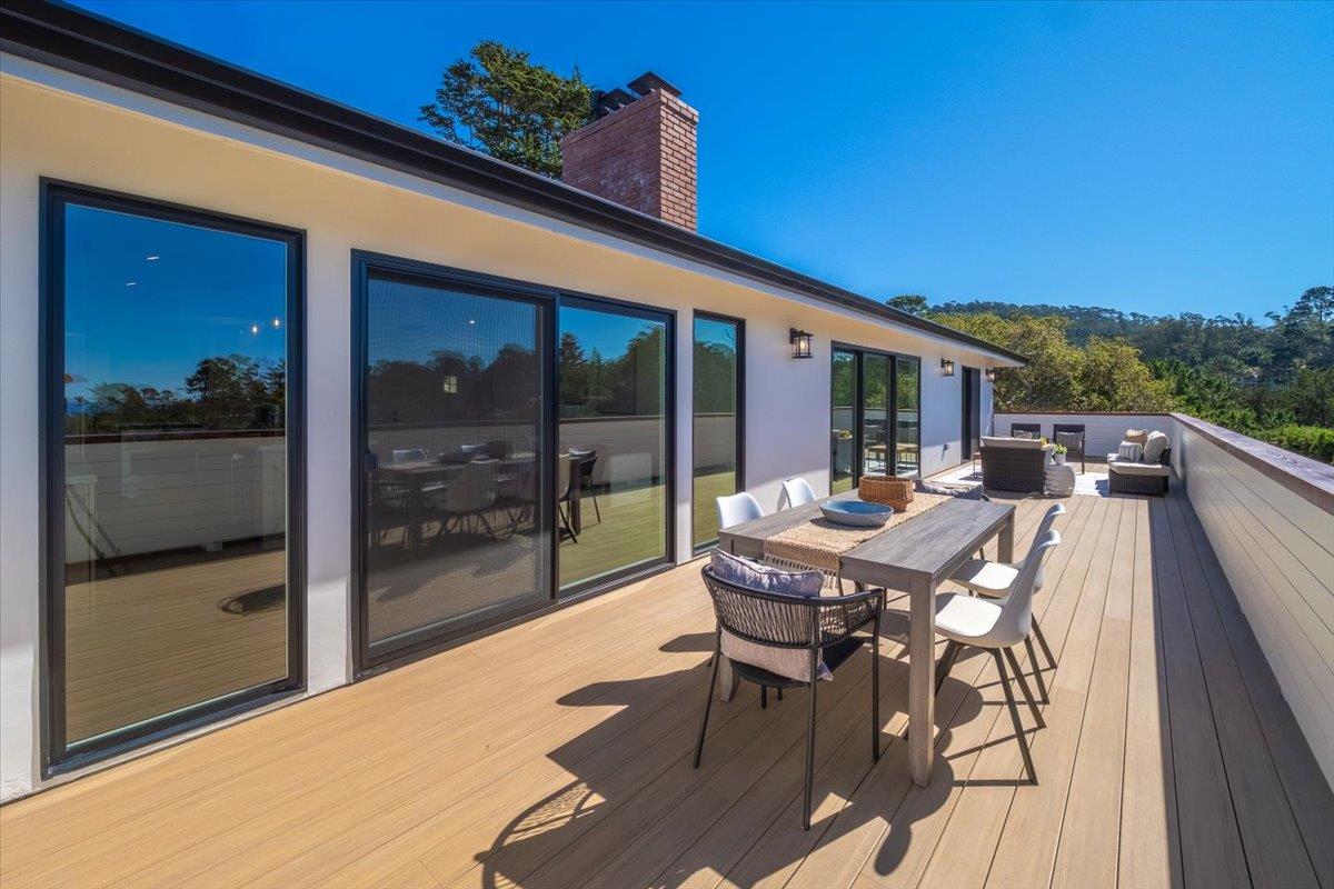 2828 Forest Hill Boulevard