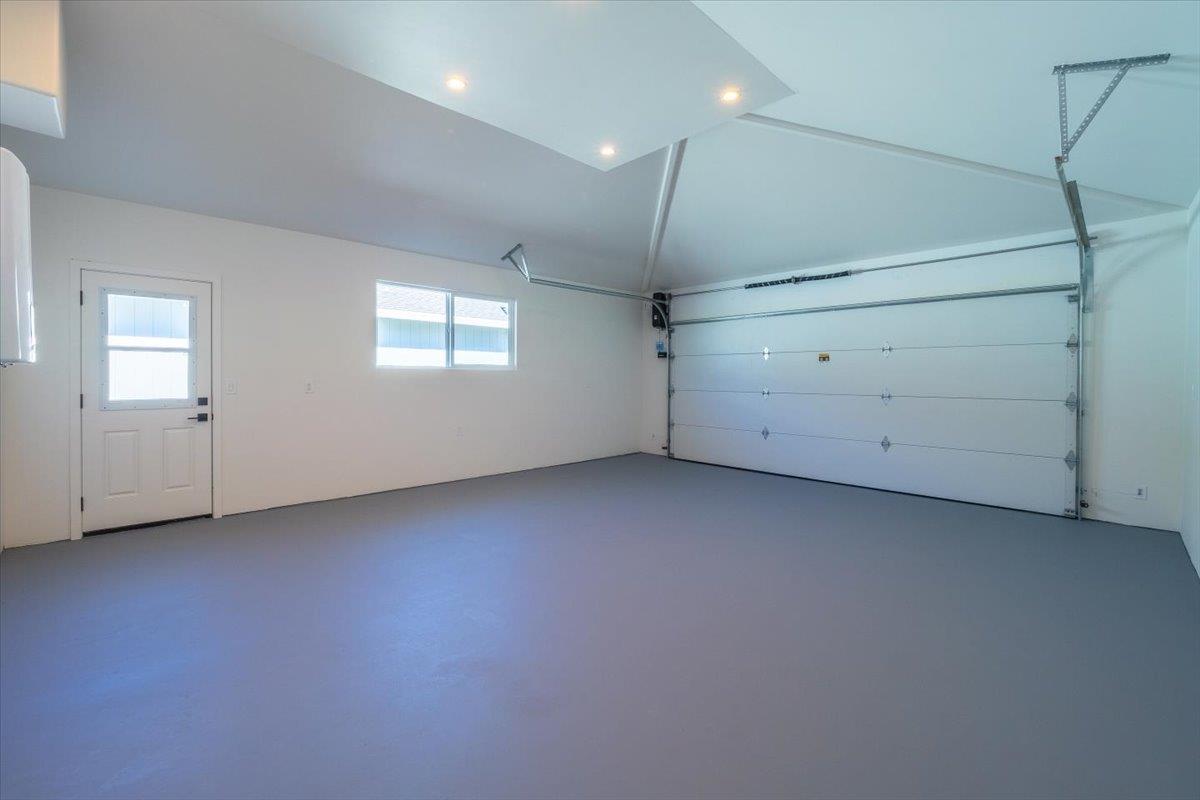 2828 Forest Hill Boulevard