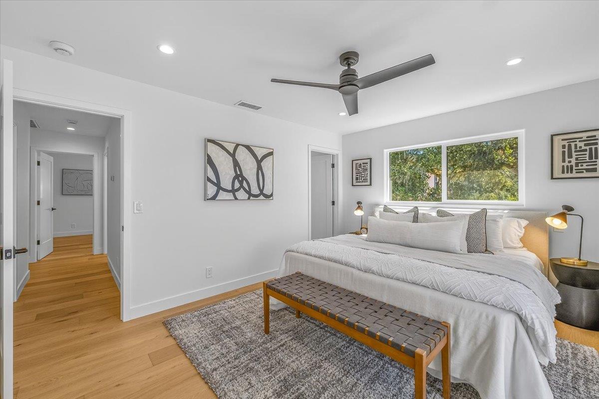 2828 Forest Hill Boulevard