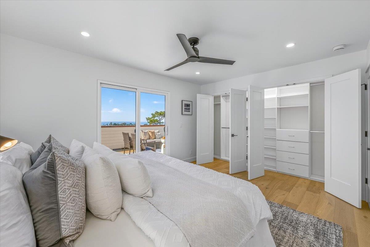 2828 Forest Hill Boulevard