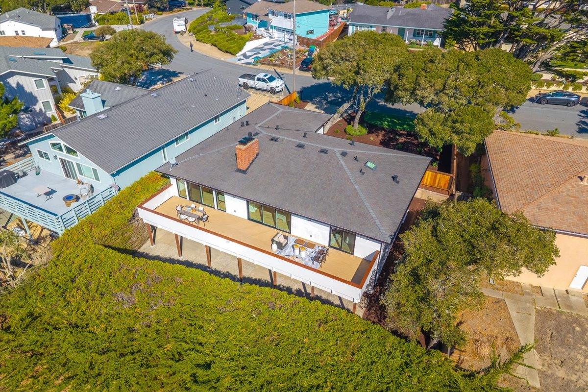 2828 Forest Hill Boulevard