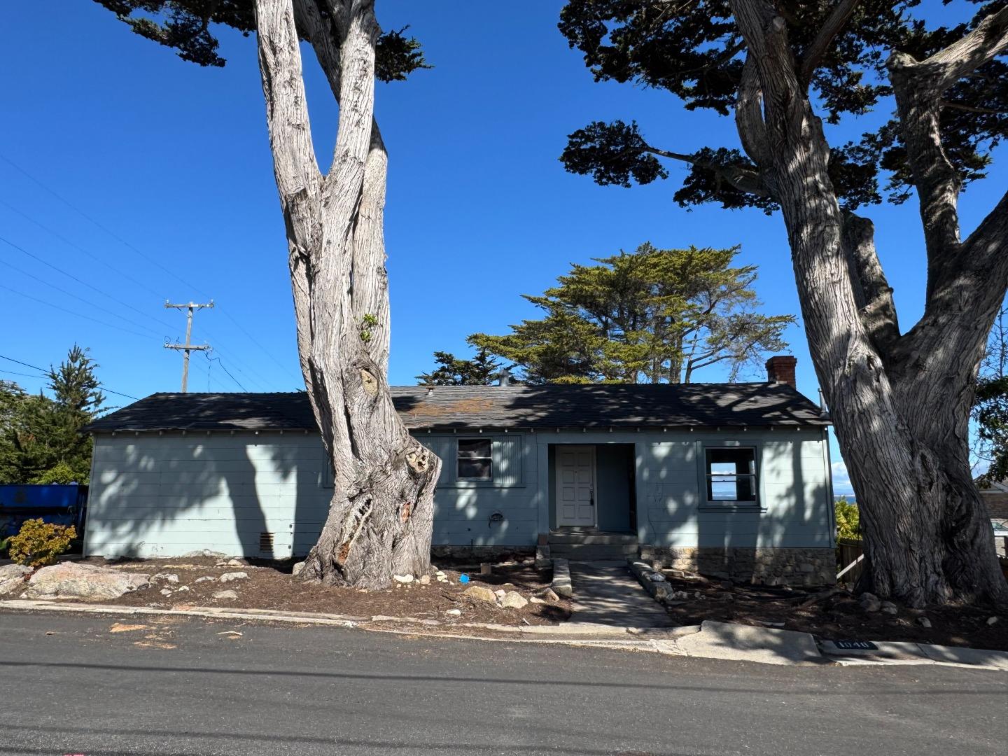 1046 Balboa Avenue