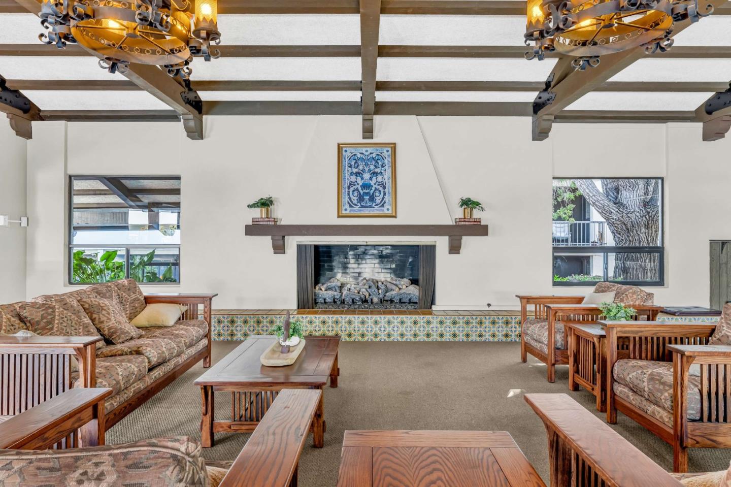 500 Glenwood Circle 313