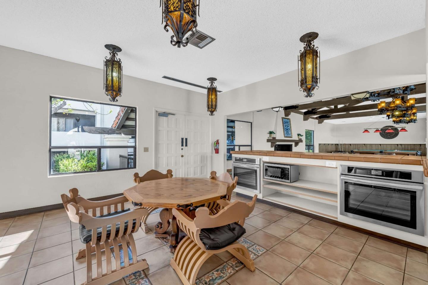 500 Glenwood Circle 313