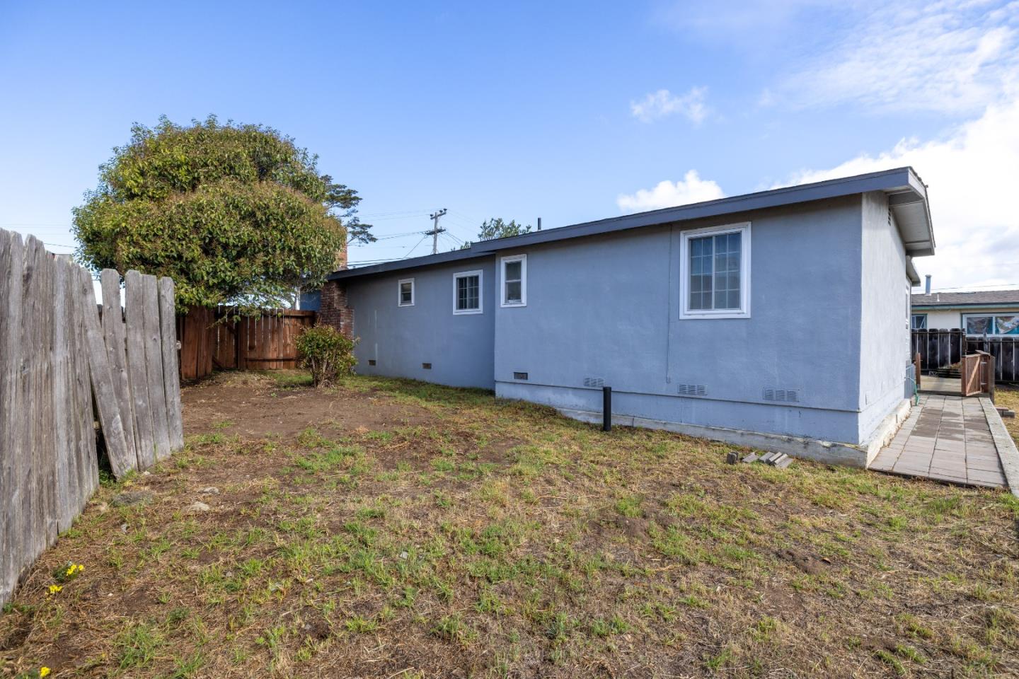 3092 Zanetta DR