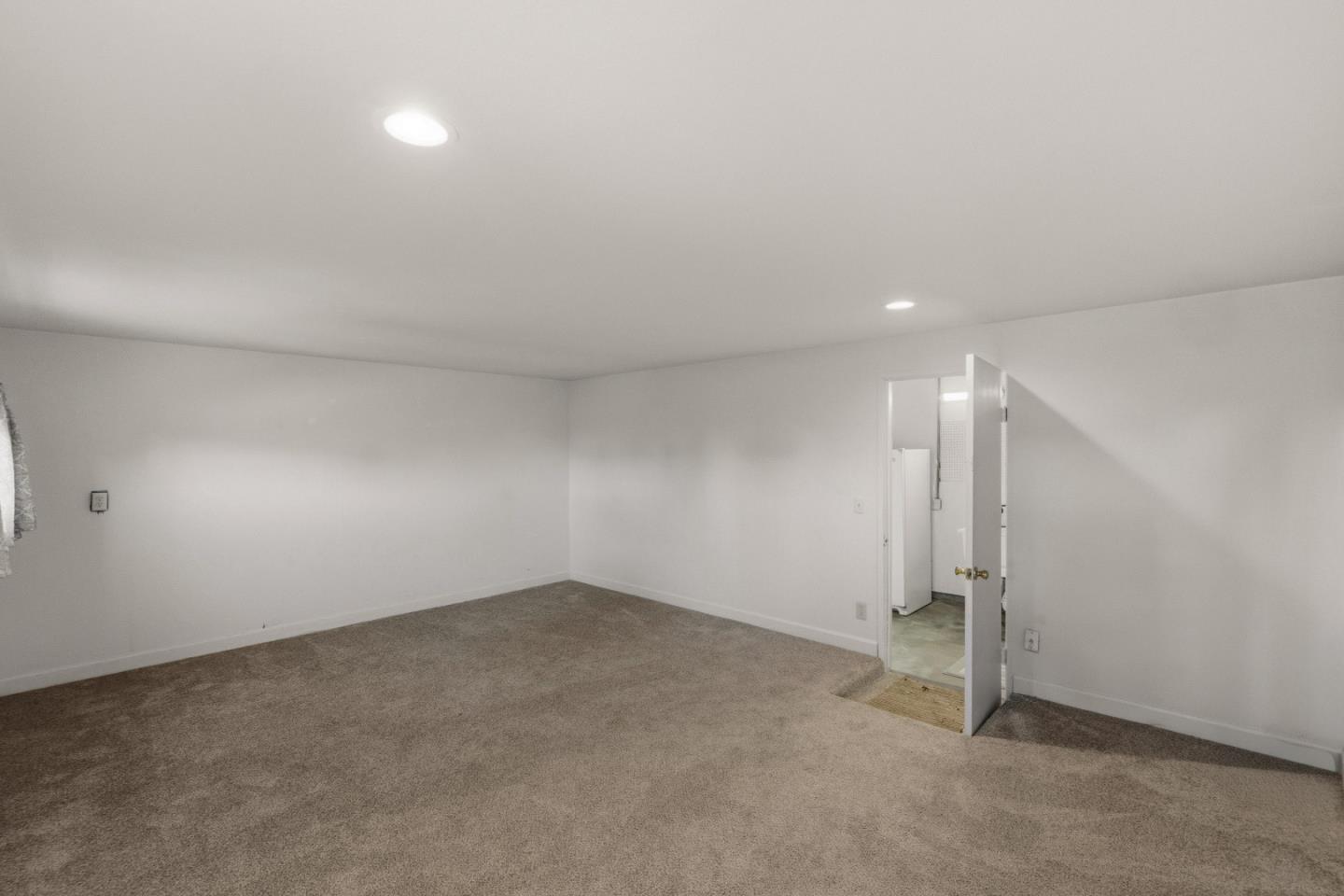 3092 Zanetta DR