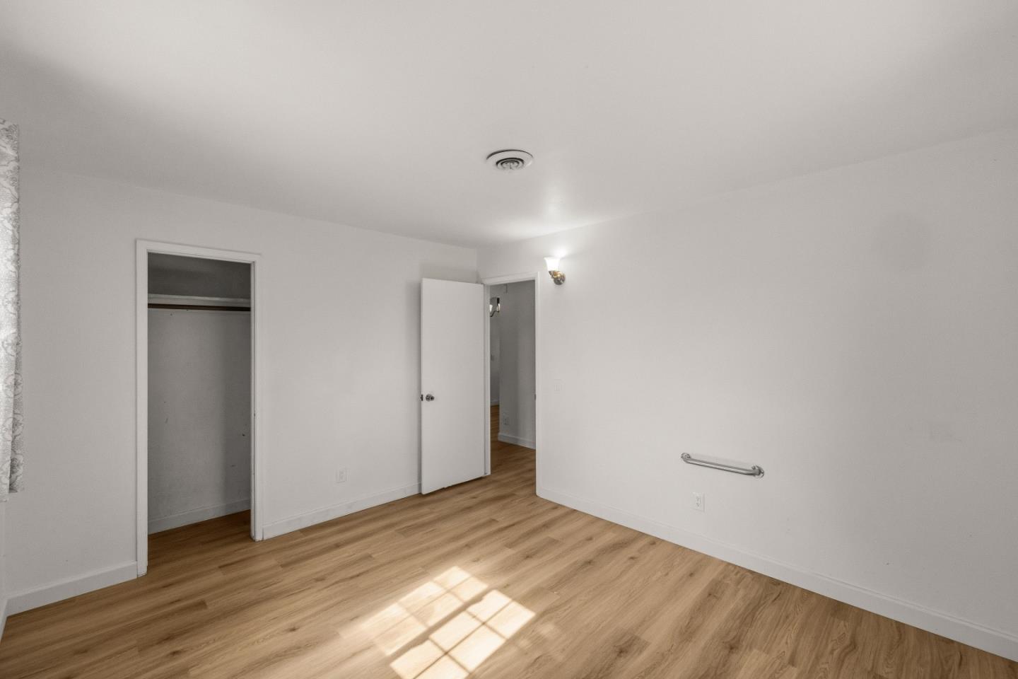 3092 Zanetta DR