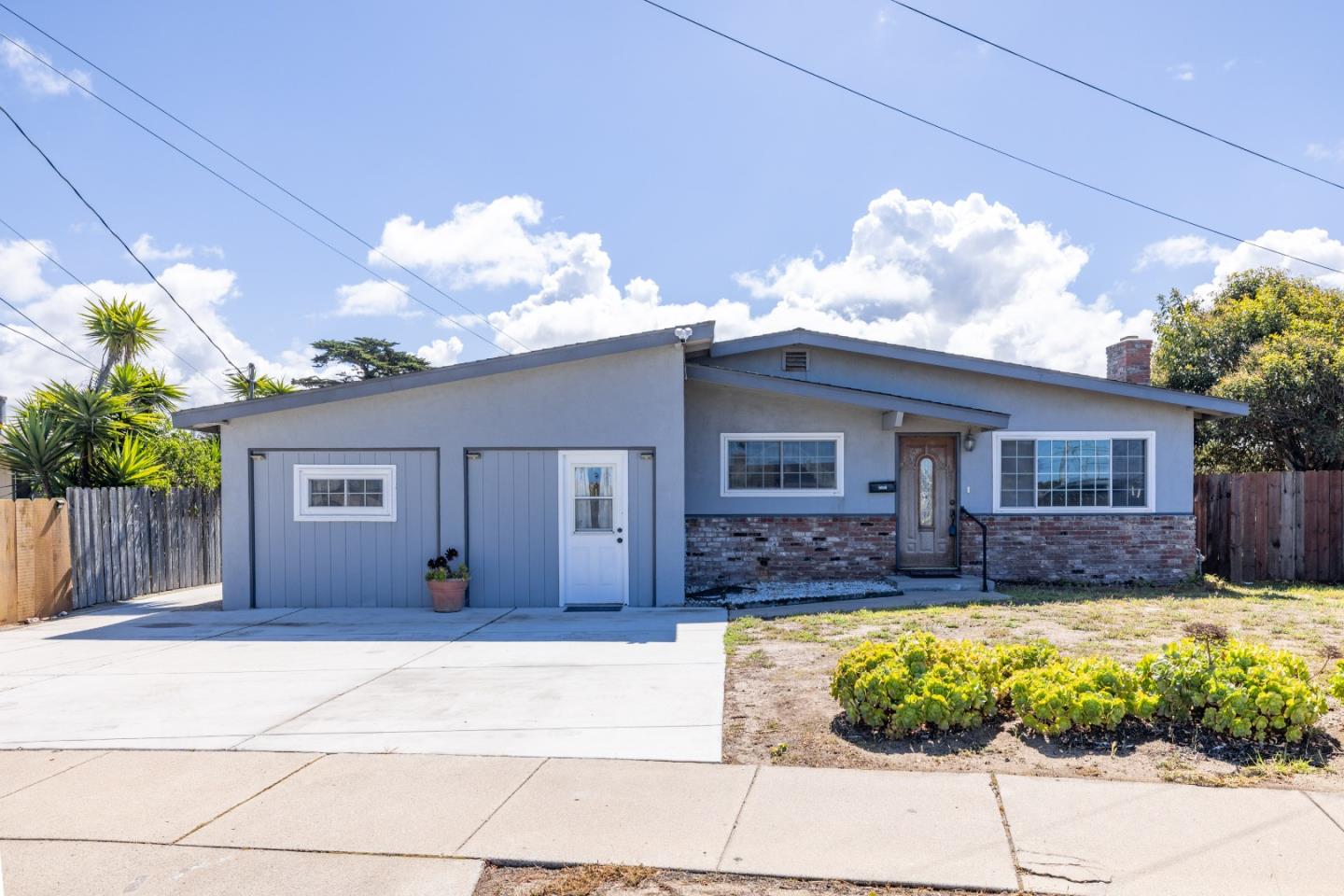3092 Zanetta DR
