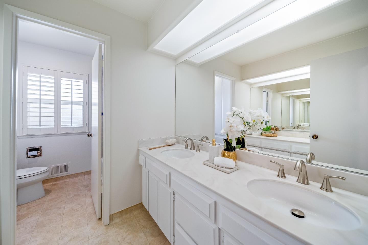 709 San Leandro Circle