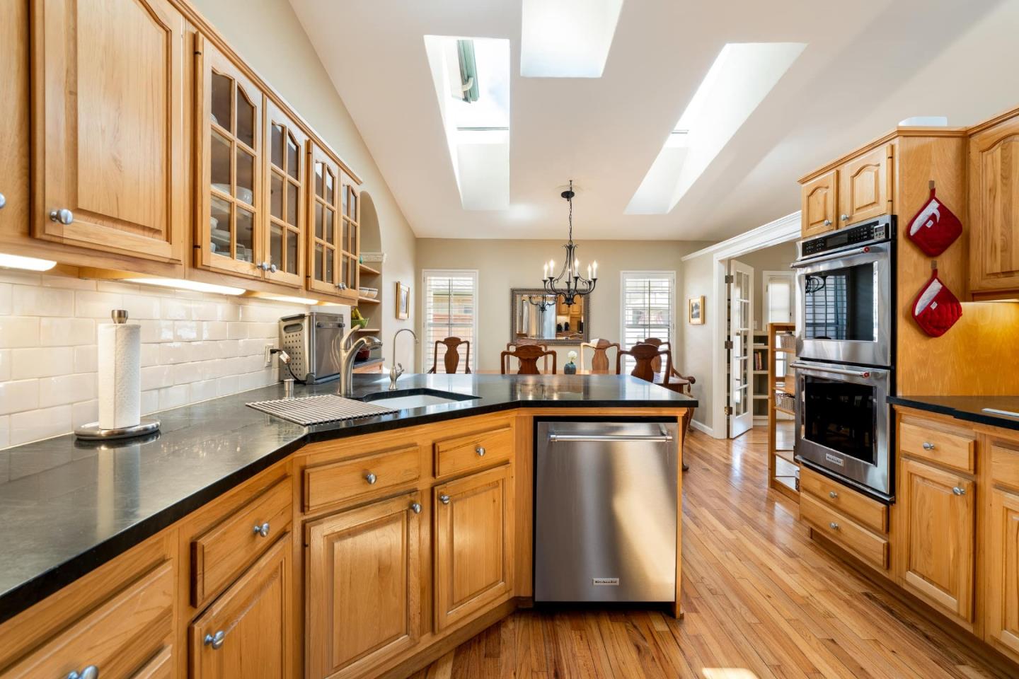 932 Monterey Circle