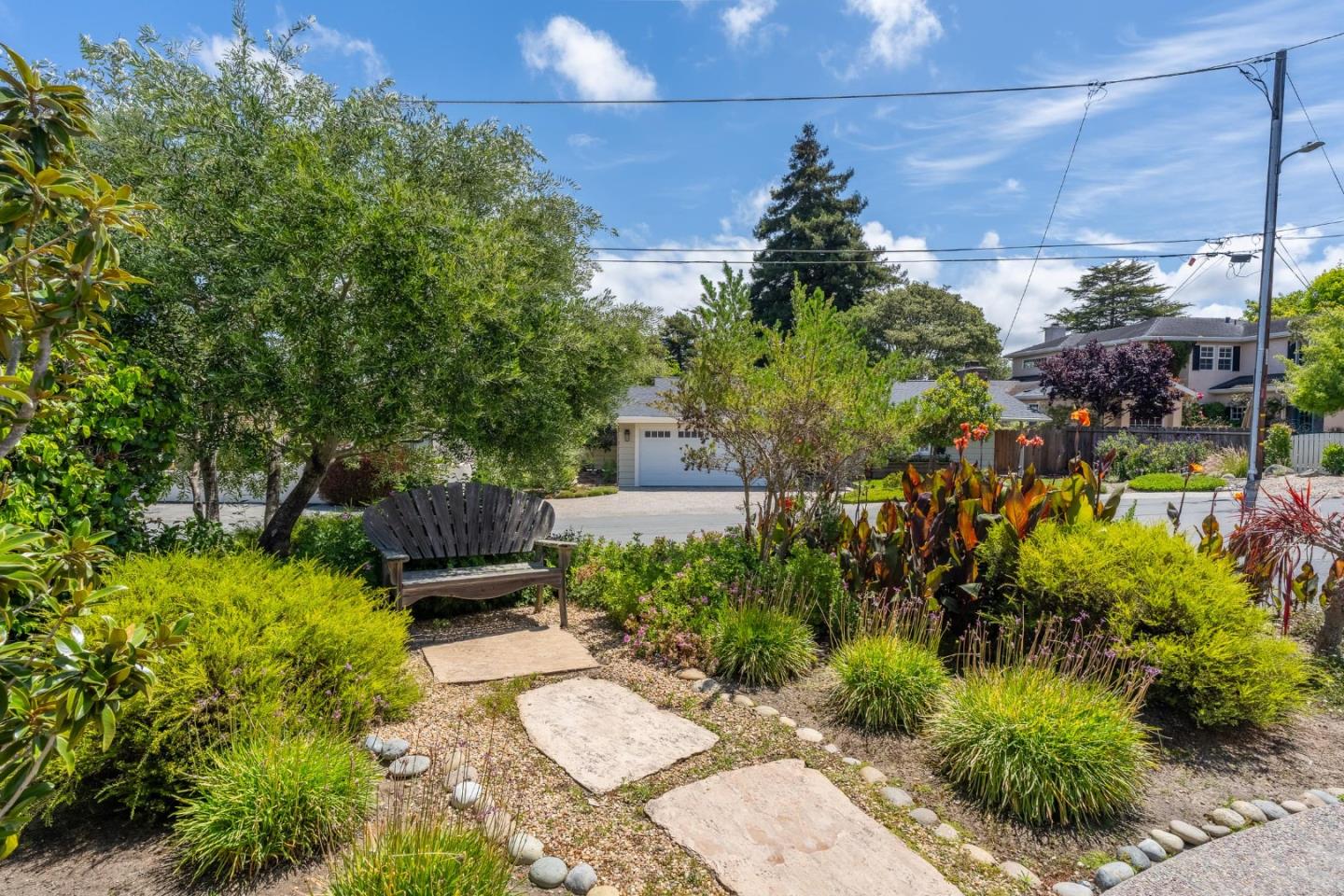 932 Monterey Circle