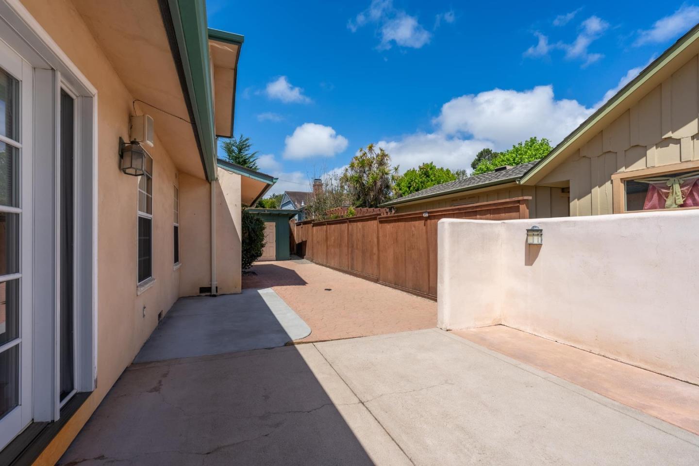 932 Monterey Circle