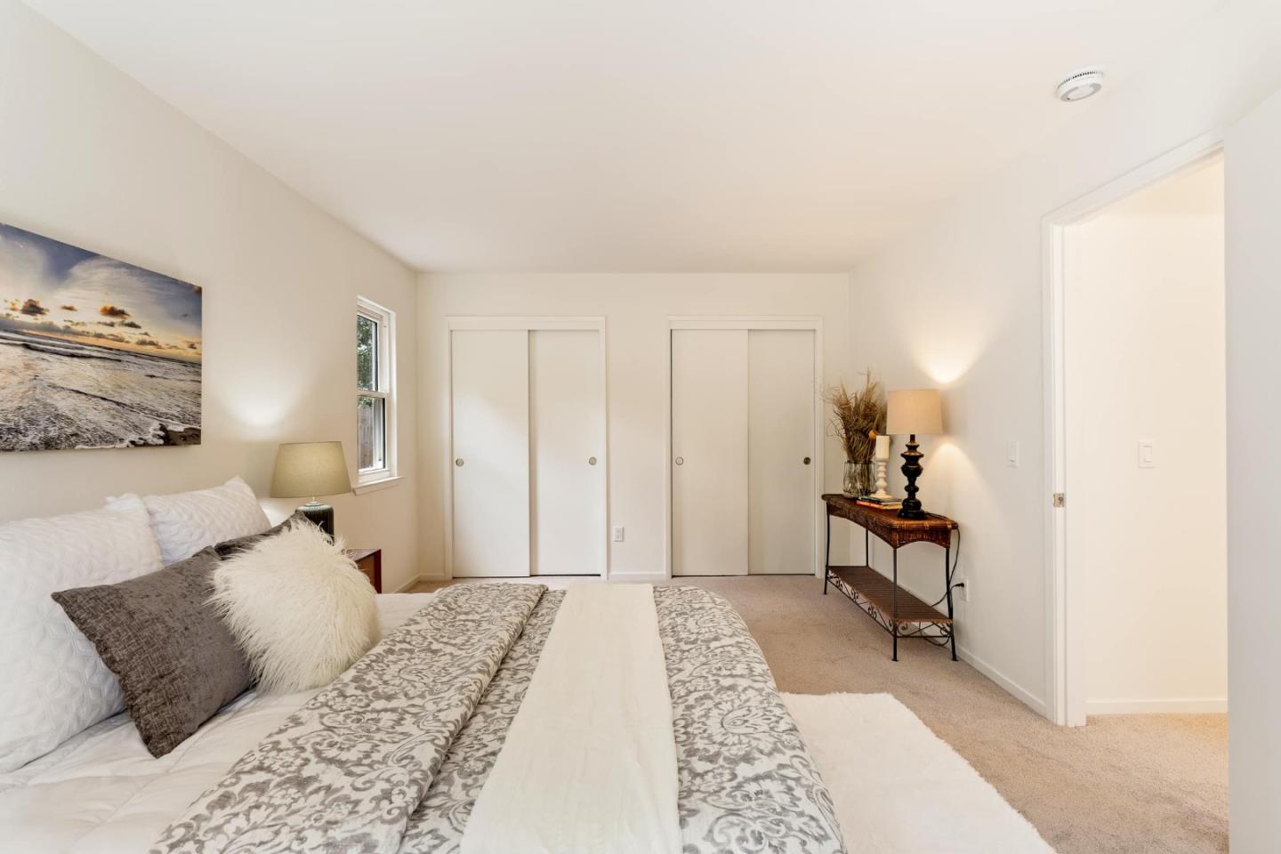 2363 Irving AVE
