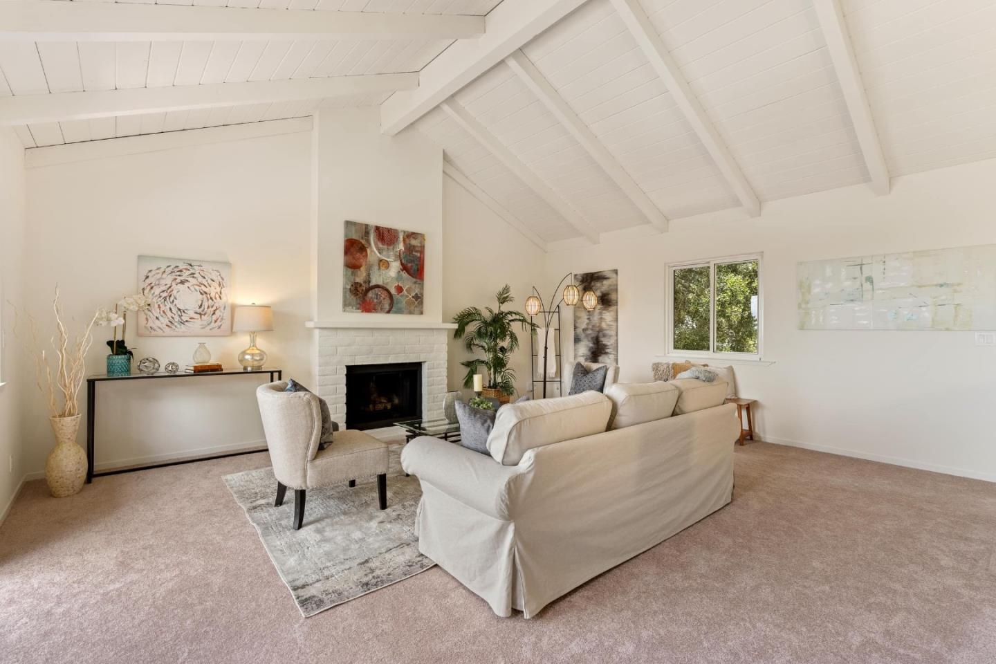 2363 Irving AVE