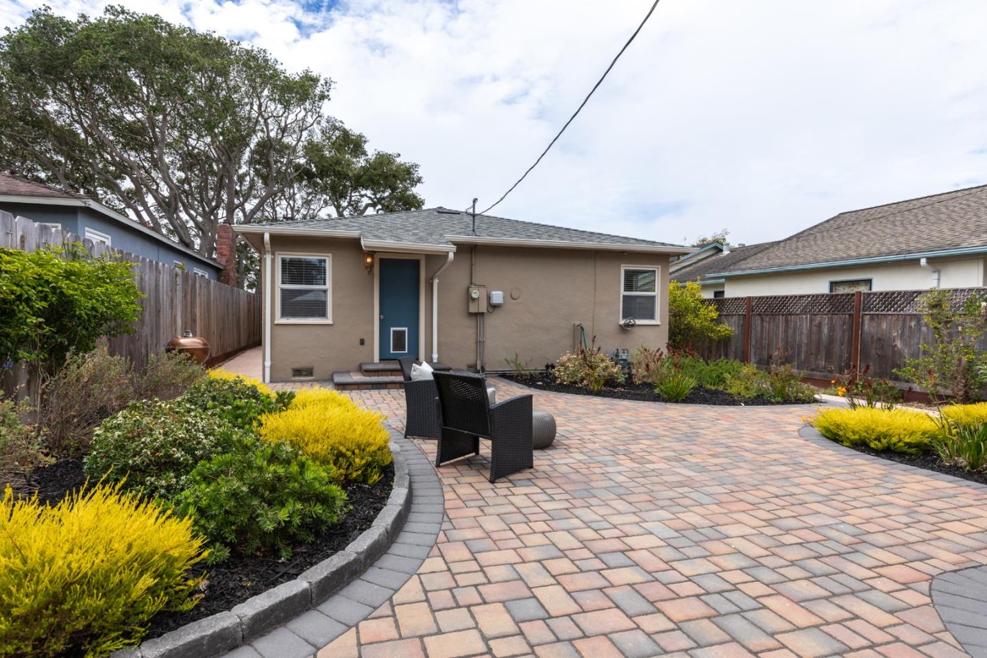 709 Lobos AVE