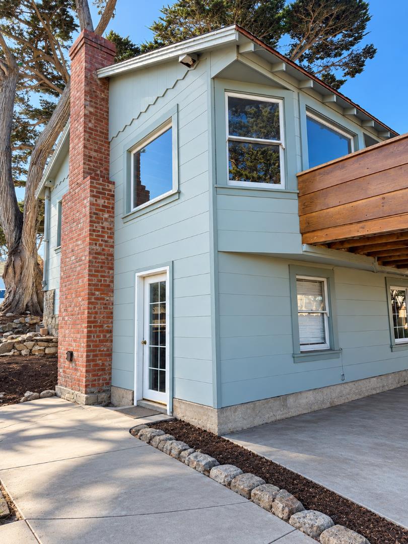 1046 BALBOA