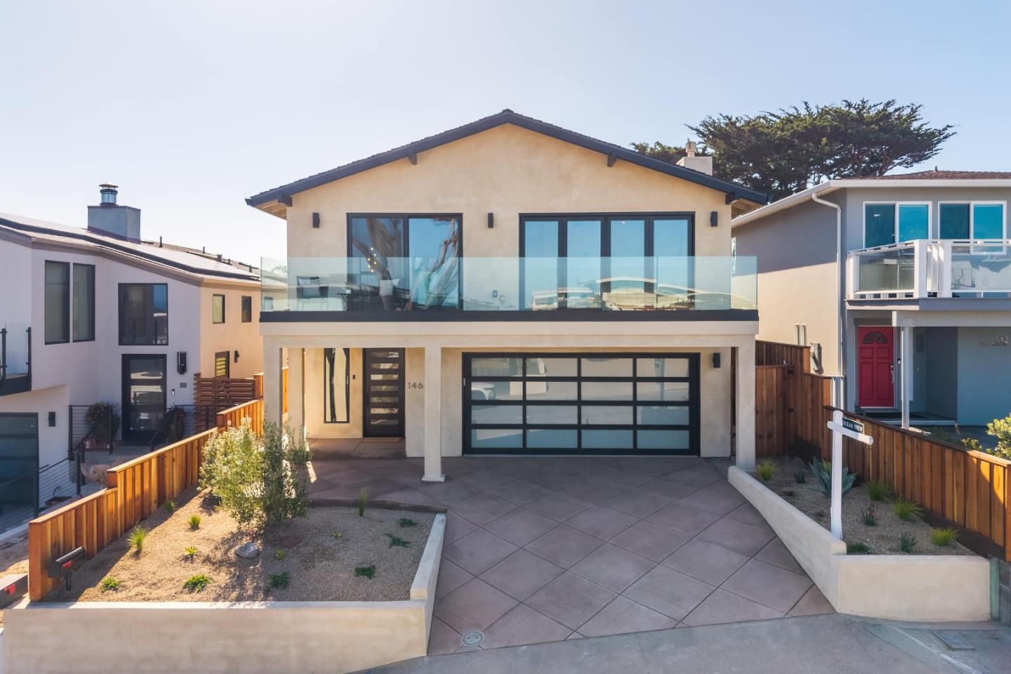 146 Seafoam AVE