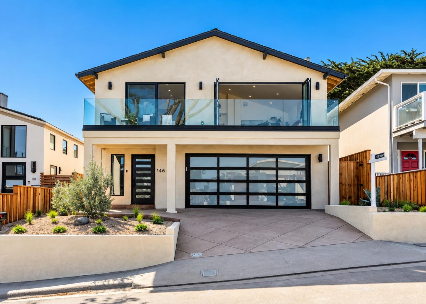 146 Seafoam AVE