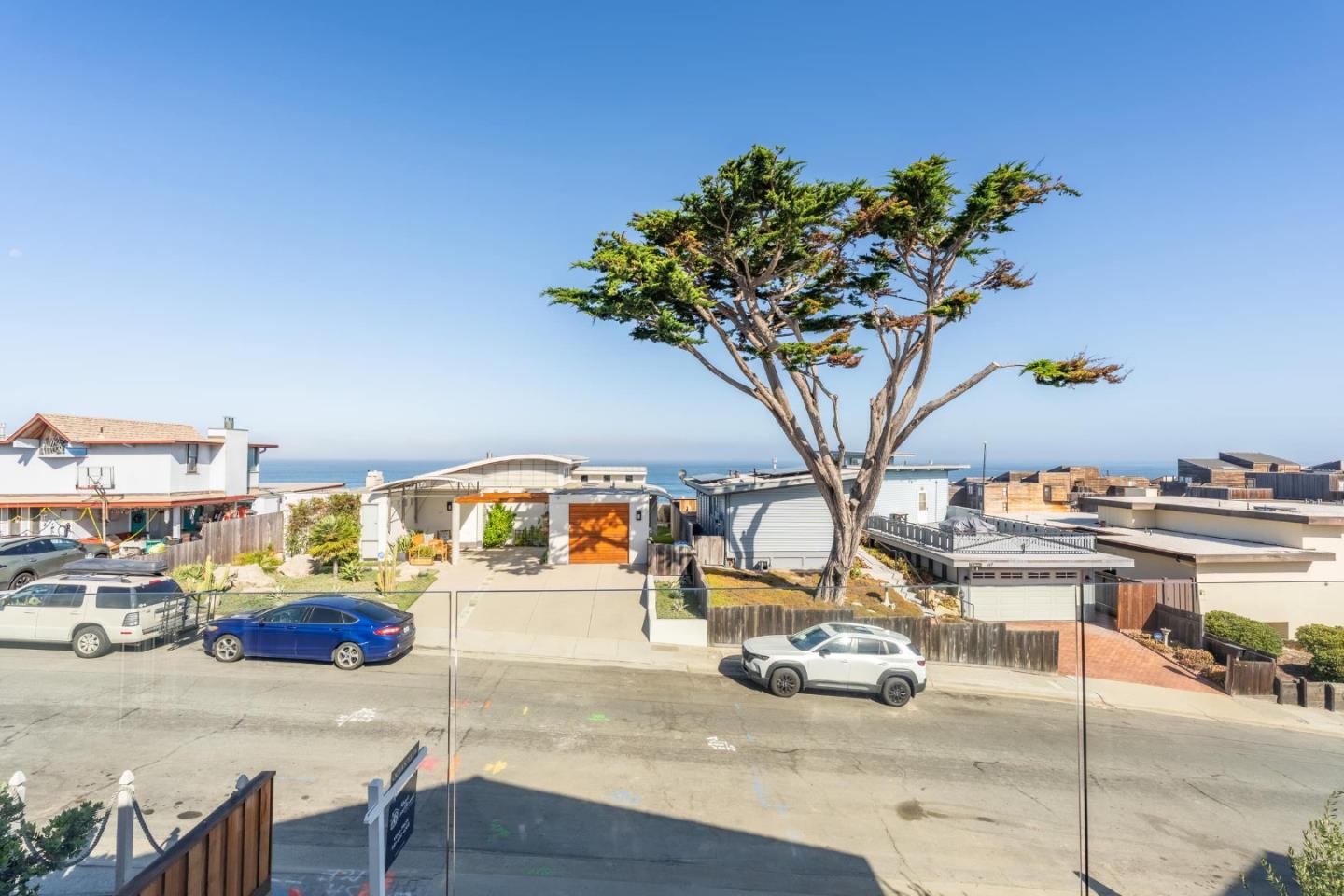 146 Seafoam AVE