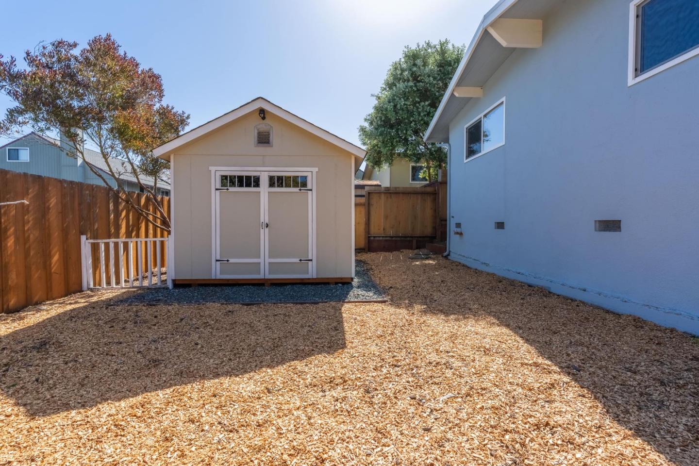 553 English AVE