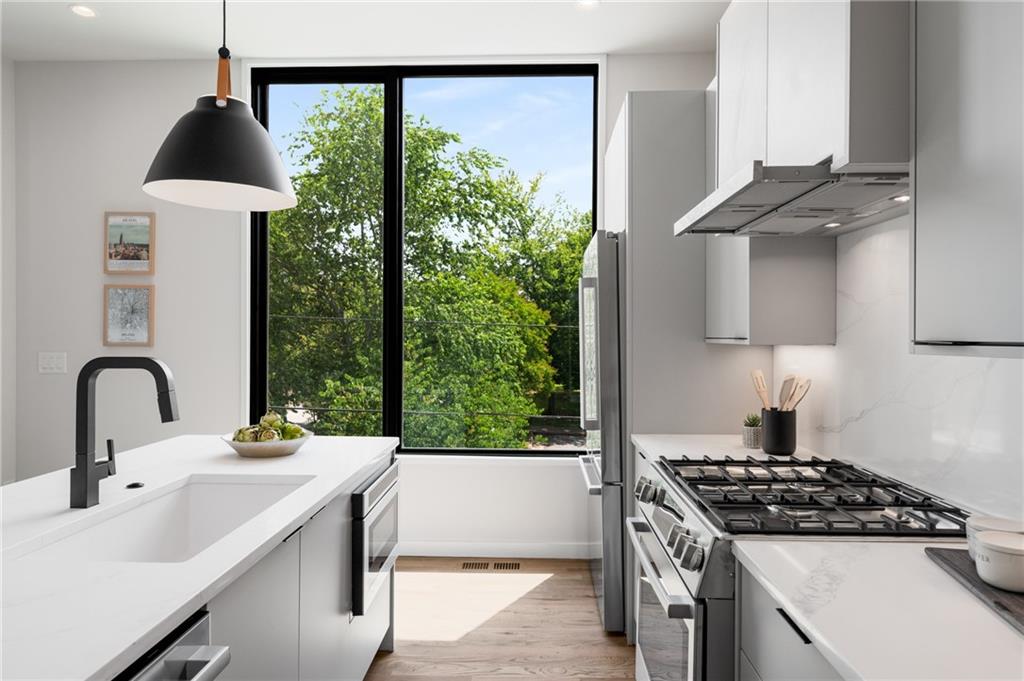 105 Georgia Avenue SE Unit 5