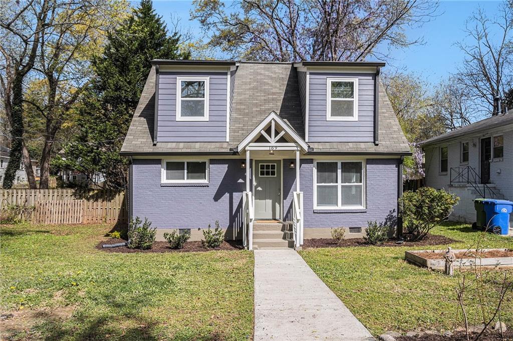 169 Woodbine Circle SE