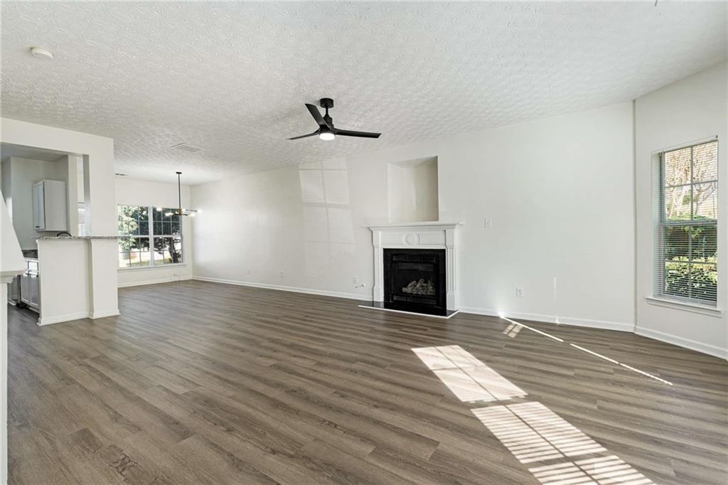 4917 Walden Lake Square
