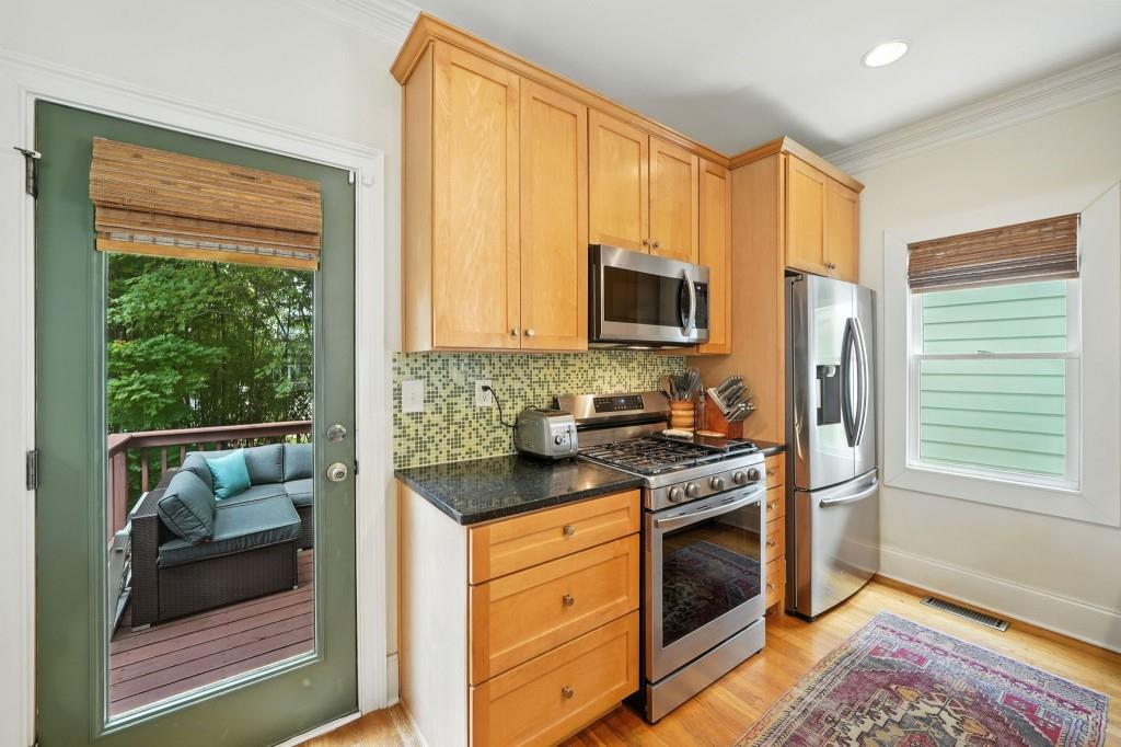 652 Woodward Avenue SE