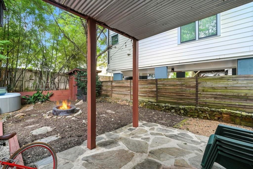 652 Woodward Avenue SE