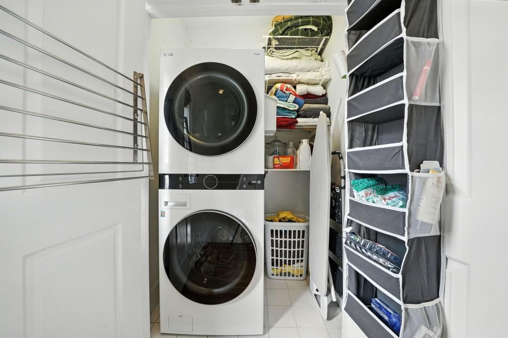 652 Woodward Avenue SE