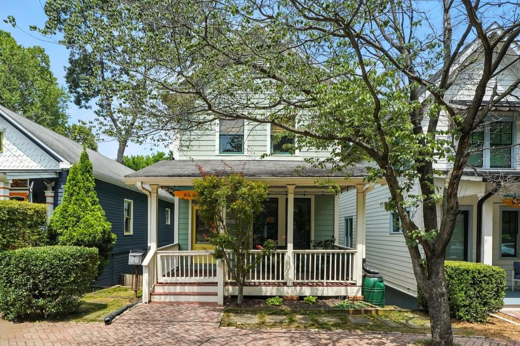 652 Woodward Avenue SE