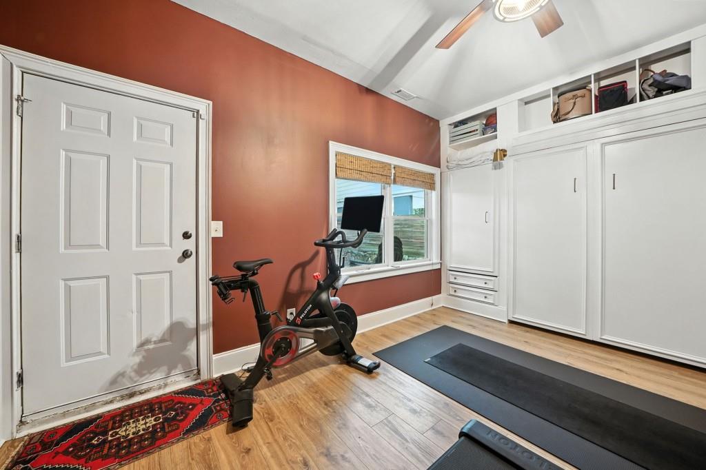 652 Woodward Avenue SE