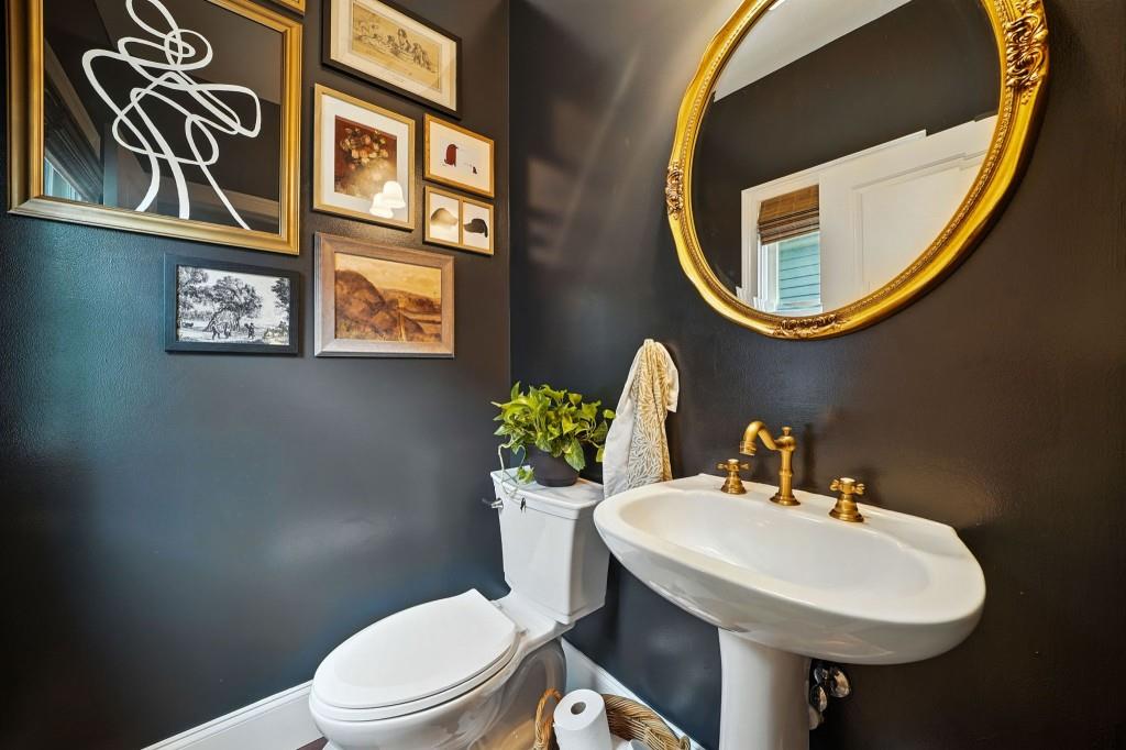 652 Woodward Avenue SE