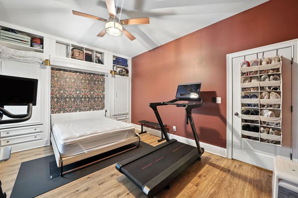 652 Woodward Avenue SE