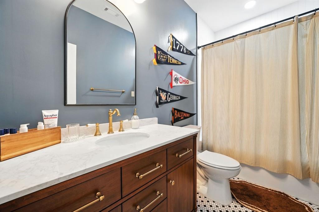 652 Woodward Avenue SE