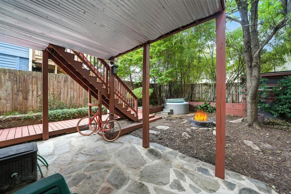 652 Woodward Avenue SE