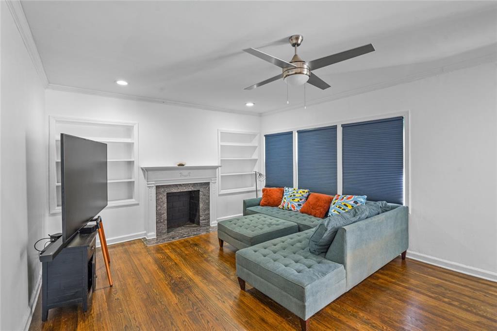 1370 Centra Villa Drive SW