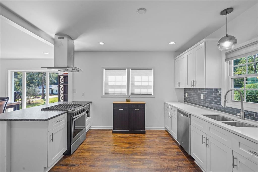 1370 Centra Villa Drive SW