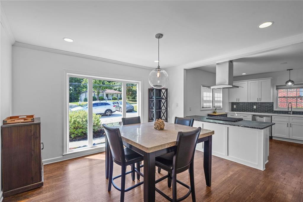 1370 Centra Villa Drive SW