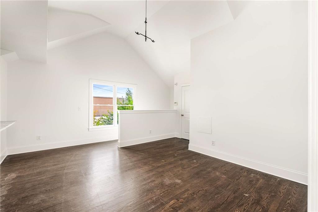 94 Lucy Street SE