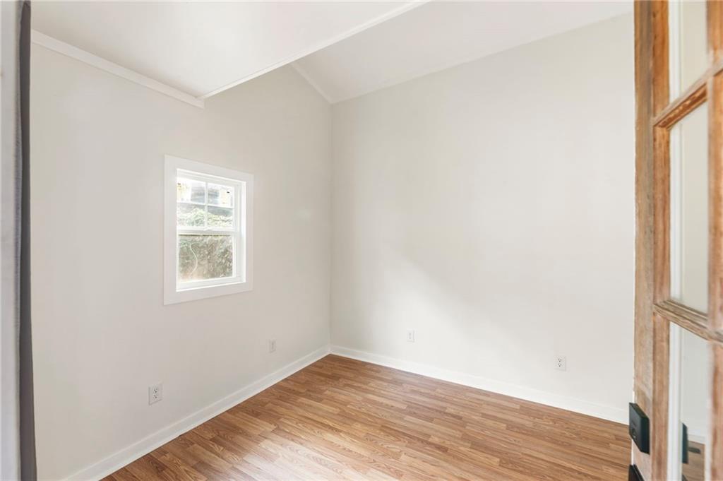 733 United Avenue SE