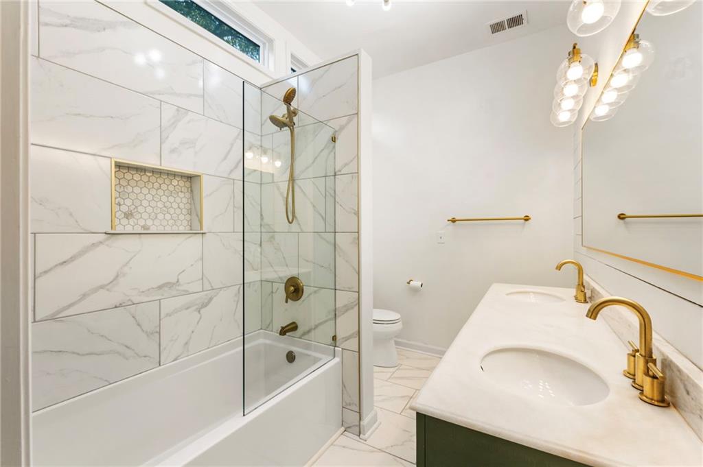 733 United Avenue SE