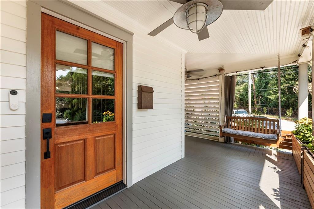 733 United Avenue SE