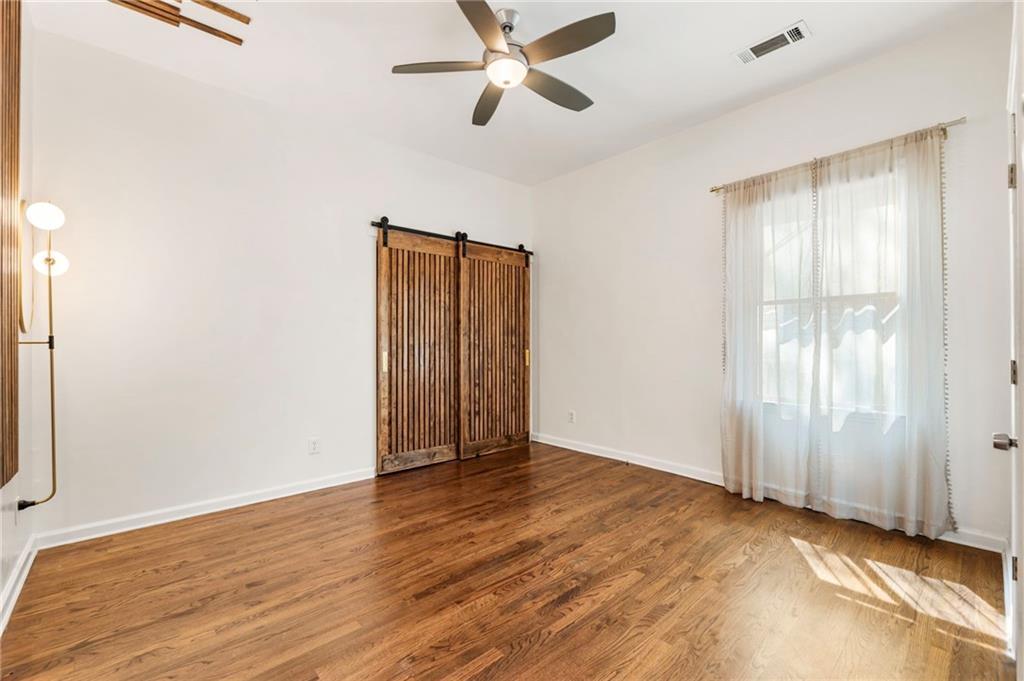 733 United Avenue SE