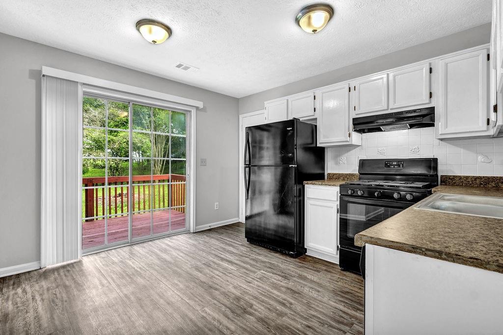 2584 Shadowbrook Drive