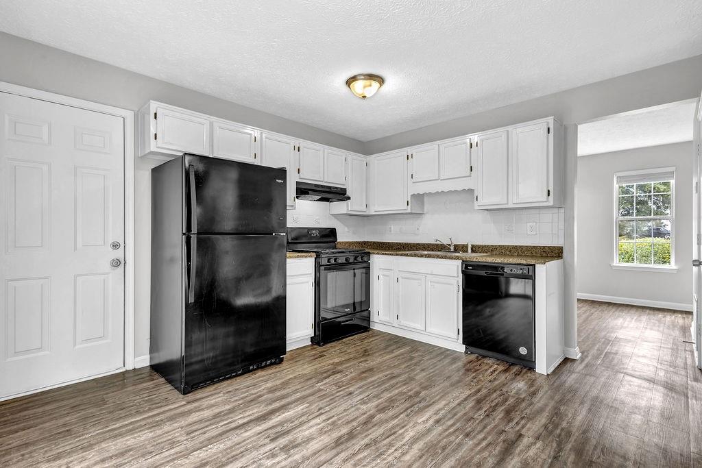 2584 Shadowbrook Drive