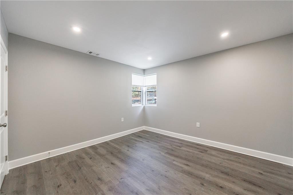 1391 Elizabeth Avenue SW