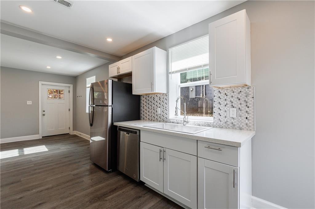 1391 Elizabeth Avenue SW